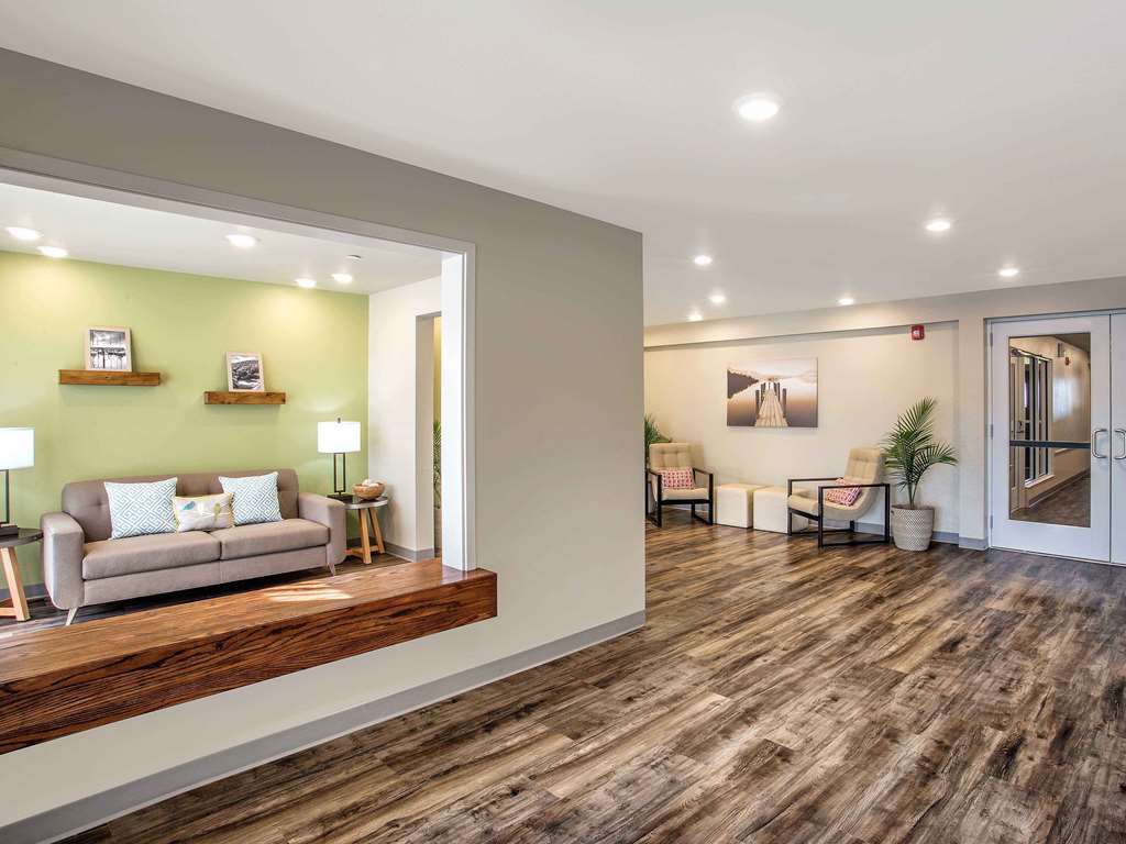 Woodspring Suites Plano - North Dallas Интерьер фото
