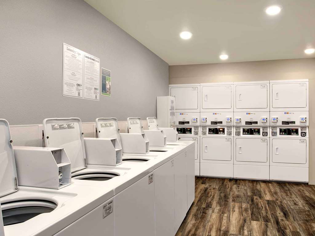 Woodspring Suites Plano - North Dallas Удобства фото